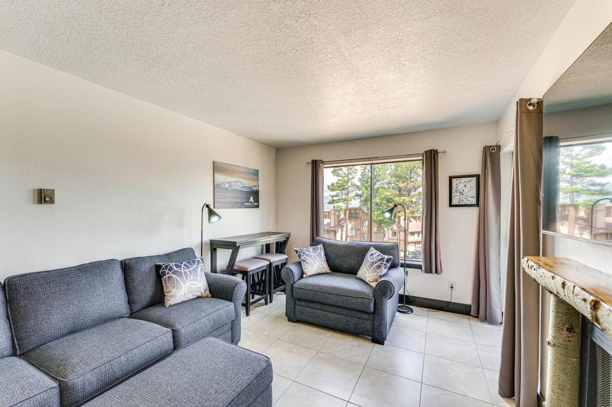 Angel Fire Mountain Condo Steps To Ski Resort! 外观 照片
