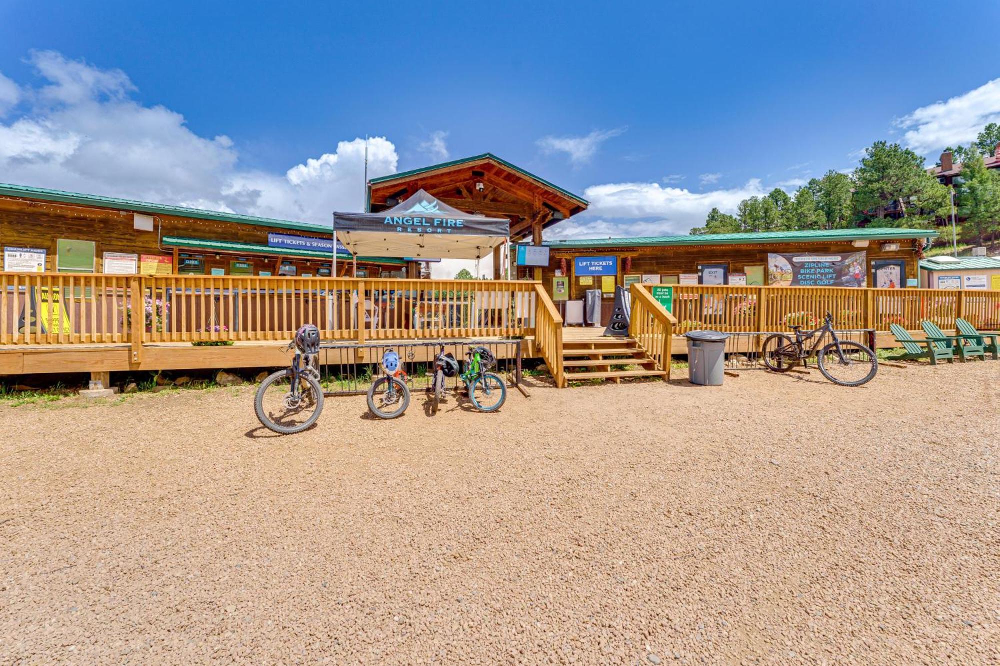 Angel Fire Mountain Condo Steps To Ski Resort! 外观 照片